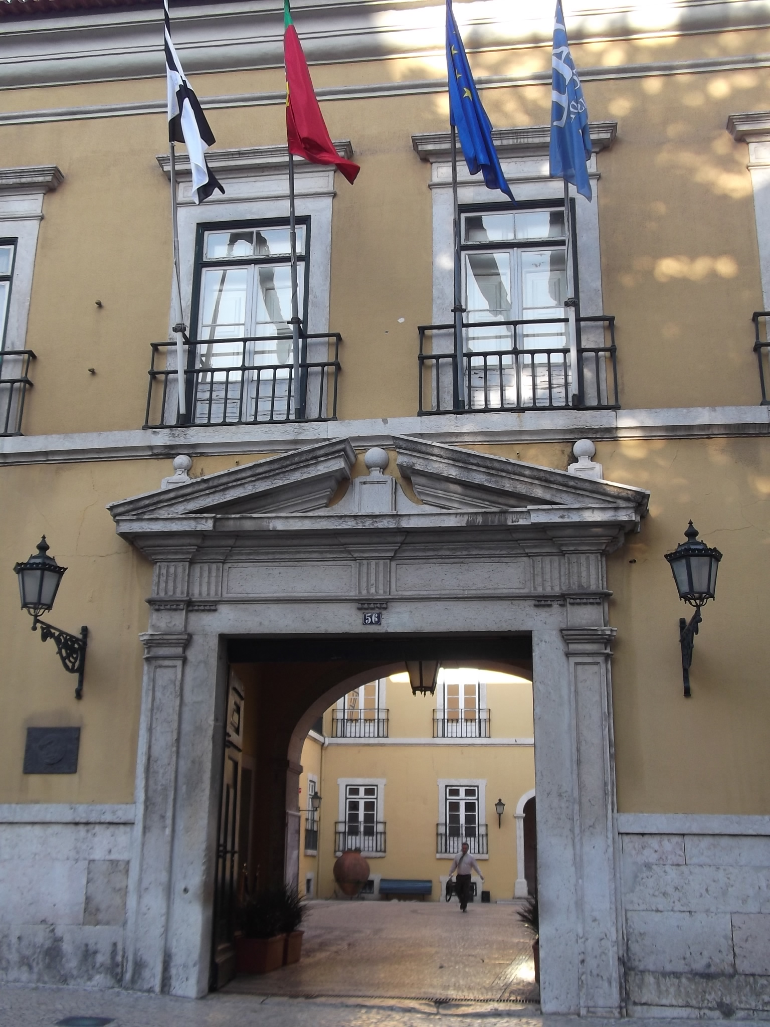 Universidade Autónoma de Lisboa Luís de Camões