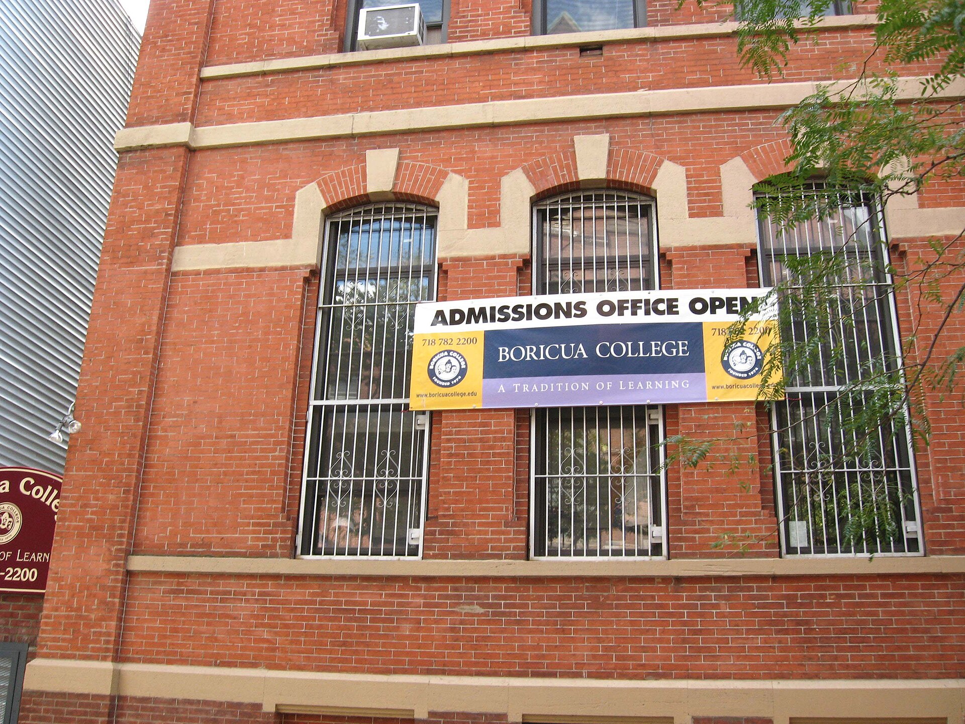 Boricua College