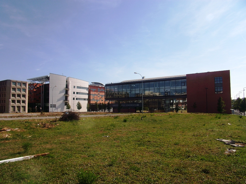Université d'Évry-Val d'Essonne