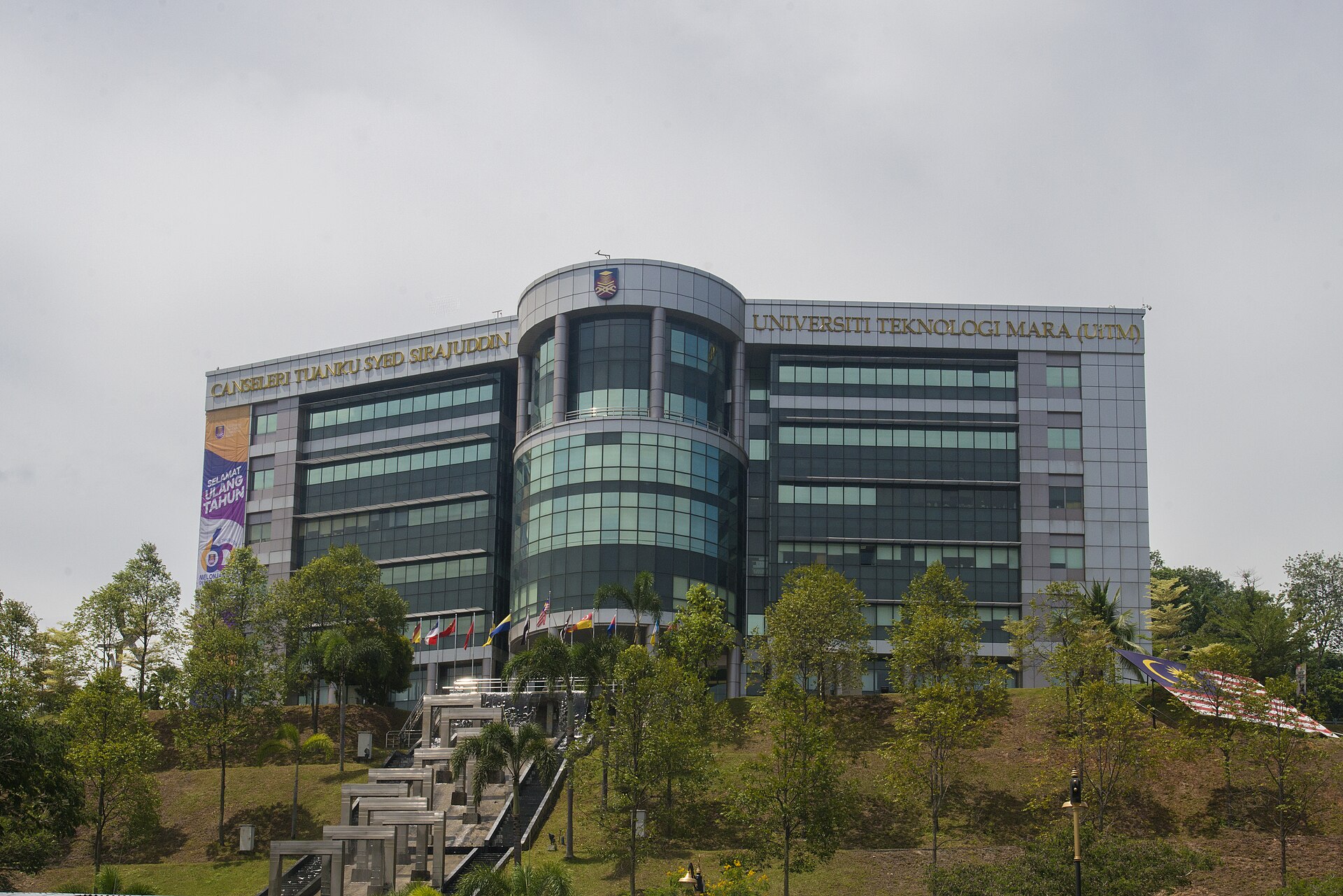 Universiti Teknologi MARA