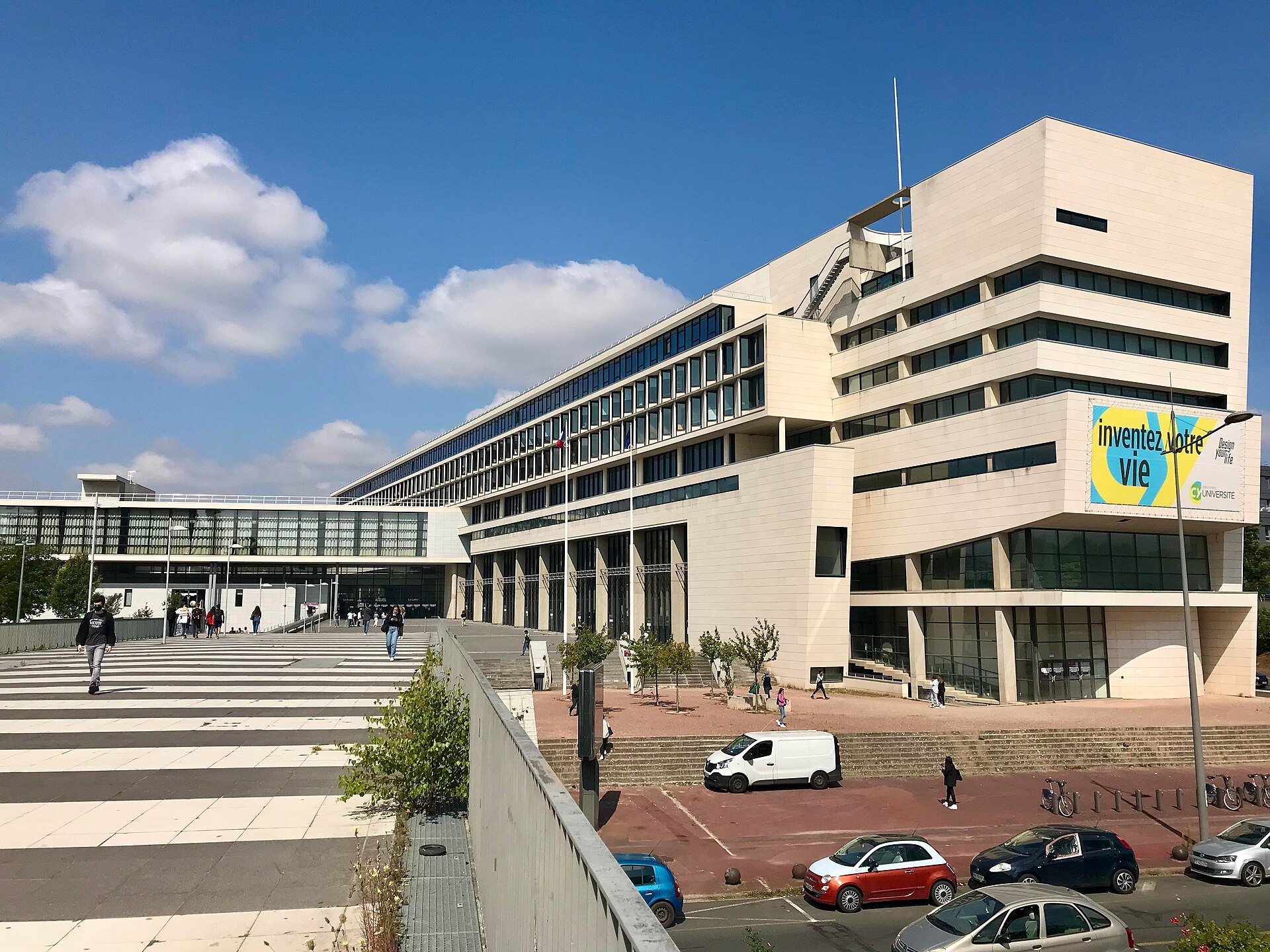CY Cergy Paris Université