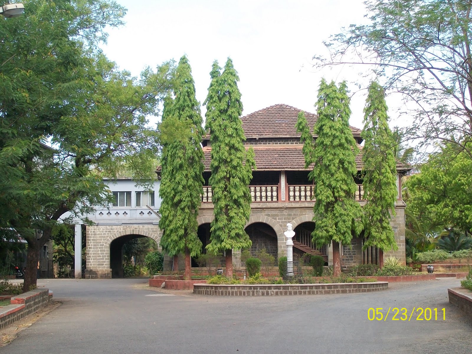 Gokhale Institute of Politics and Economics