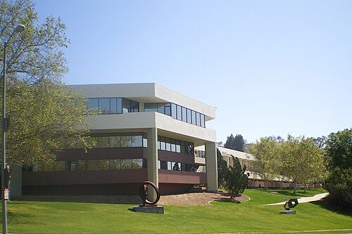 American Jewish University