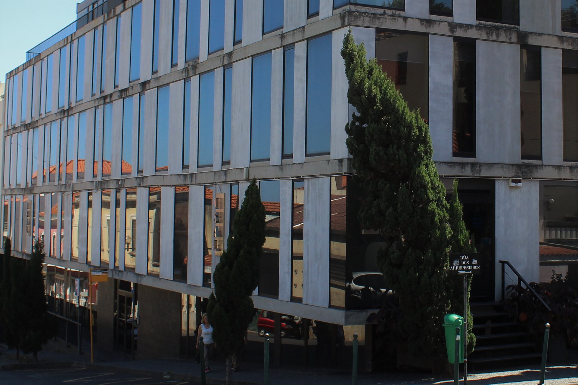 Instituto Superior de Administração e Línguas