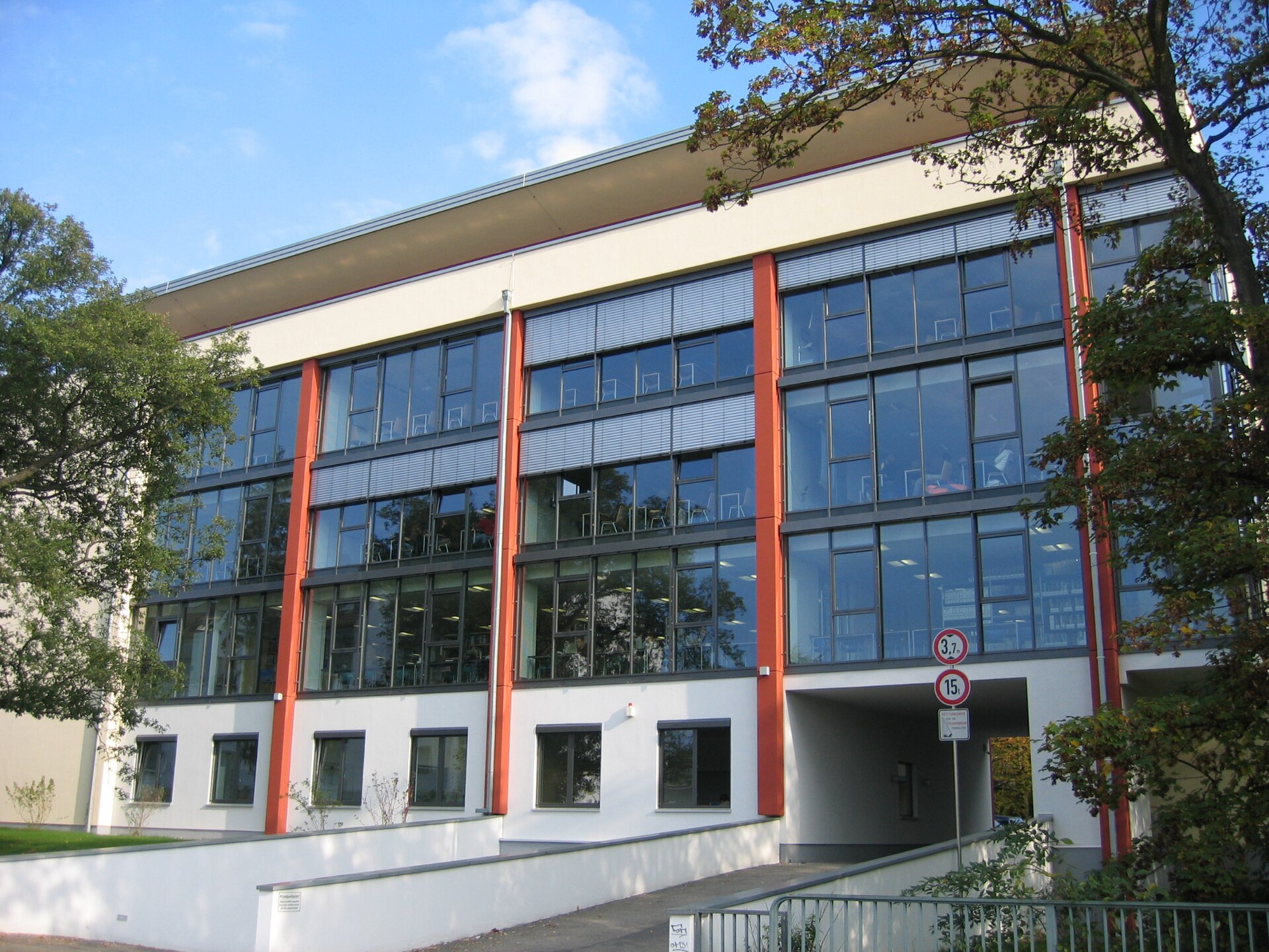 IU International University of Applied Sciences