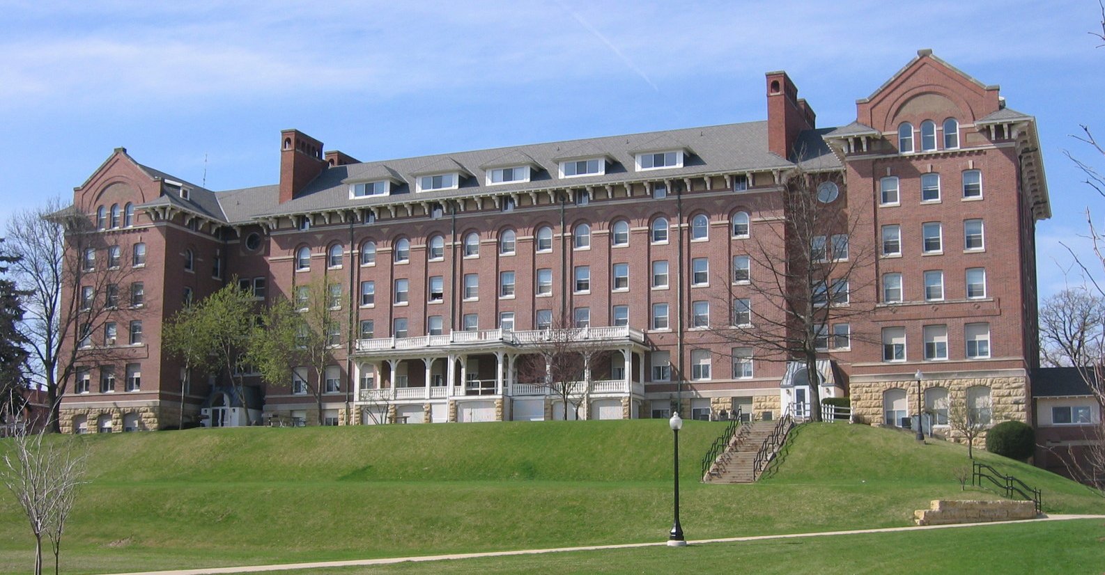 Loras College
