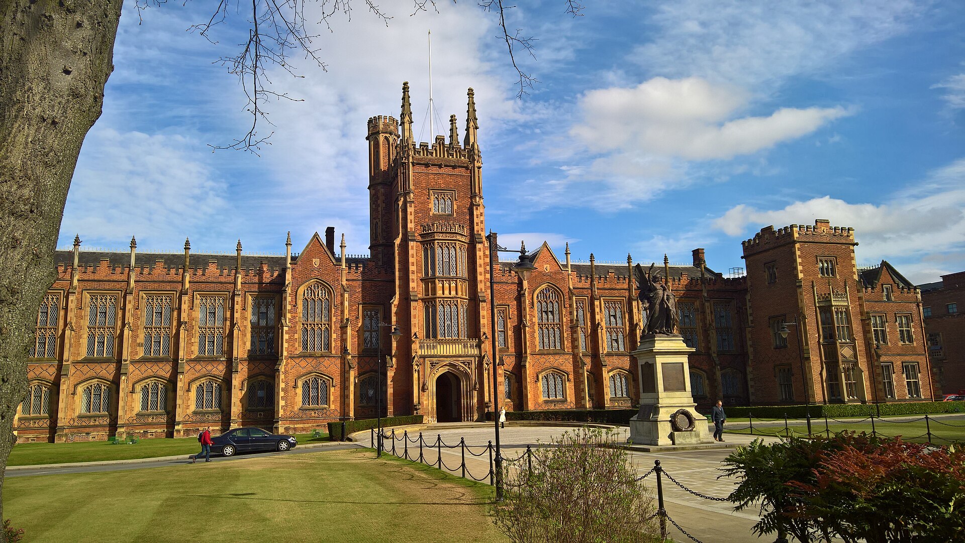 Queen's University Belfast