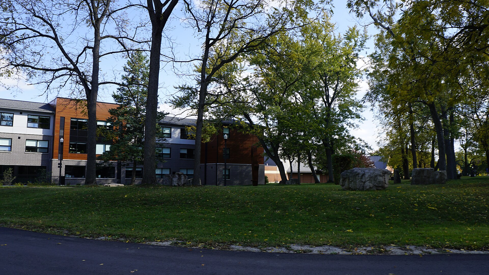 Redeemer University College
