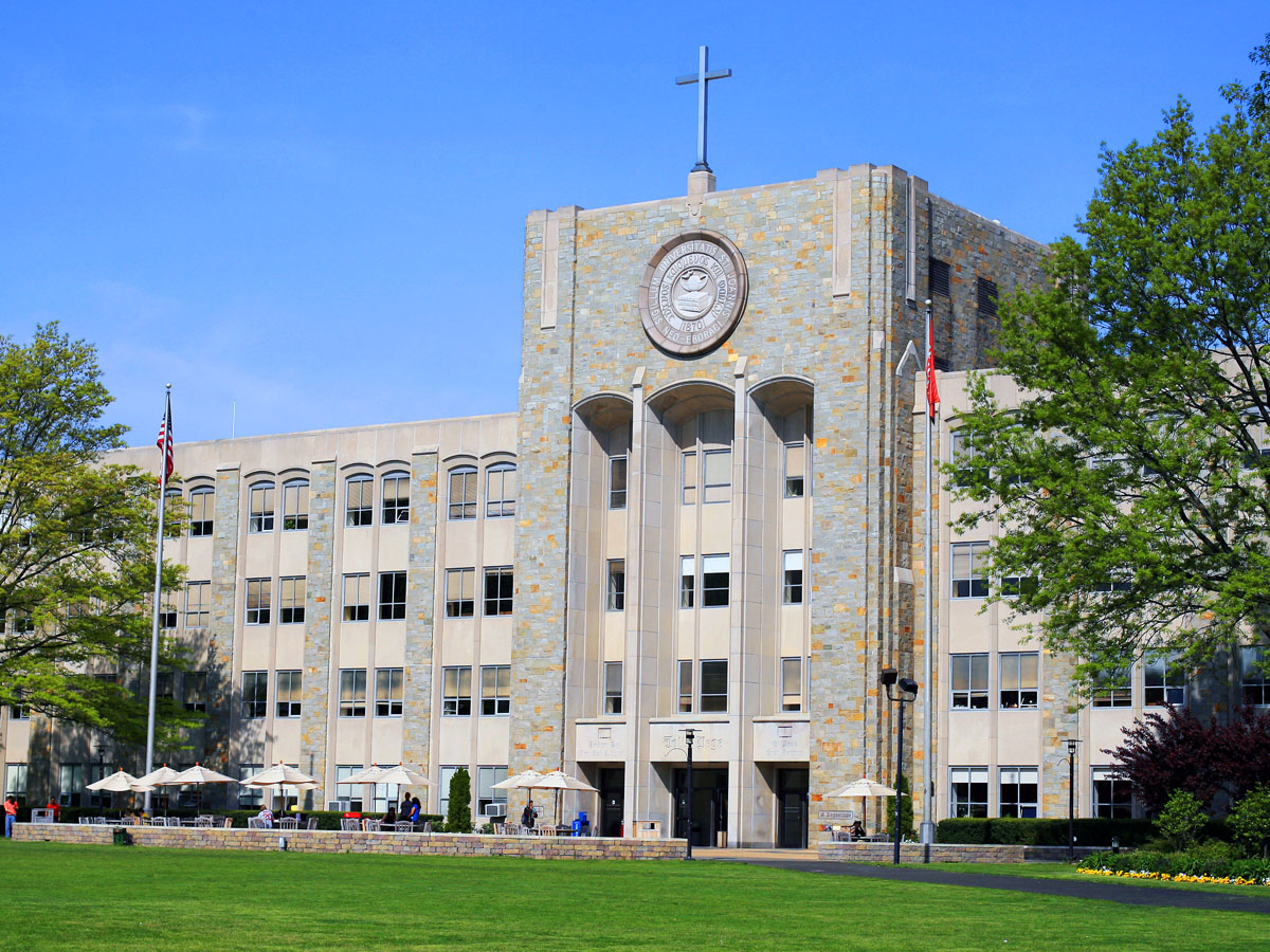 Saint John's University