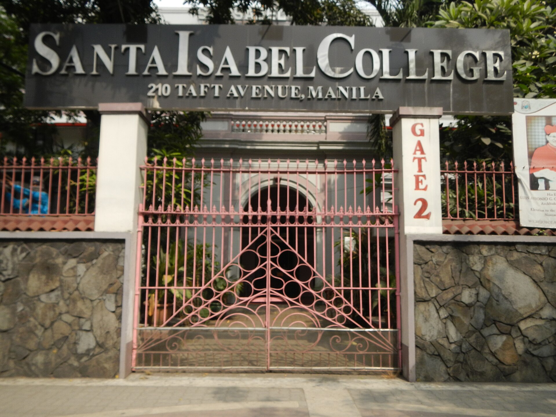 Santa Isabel College