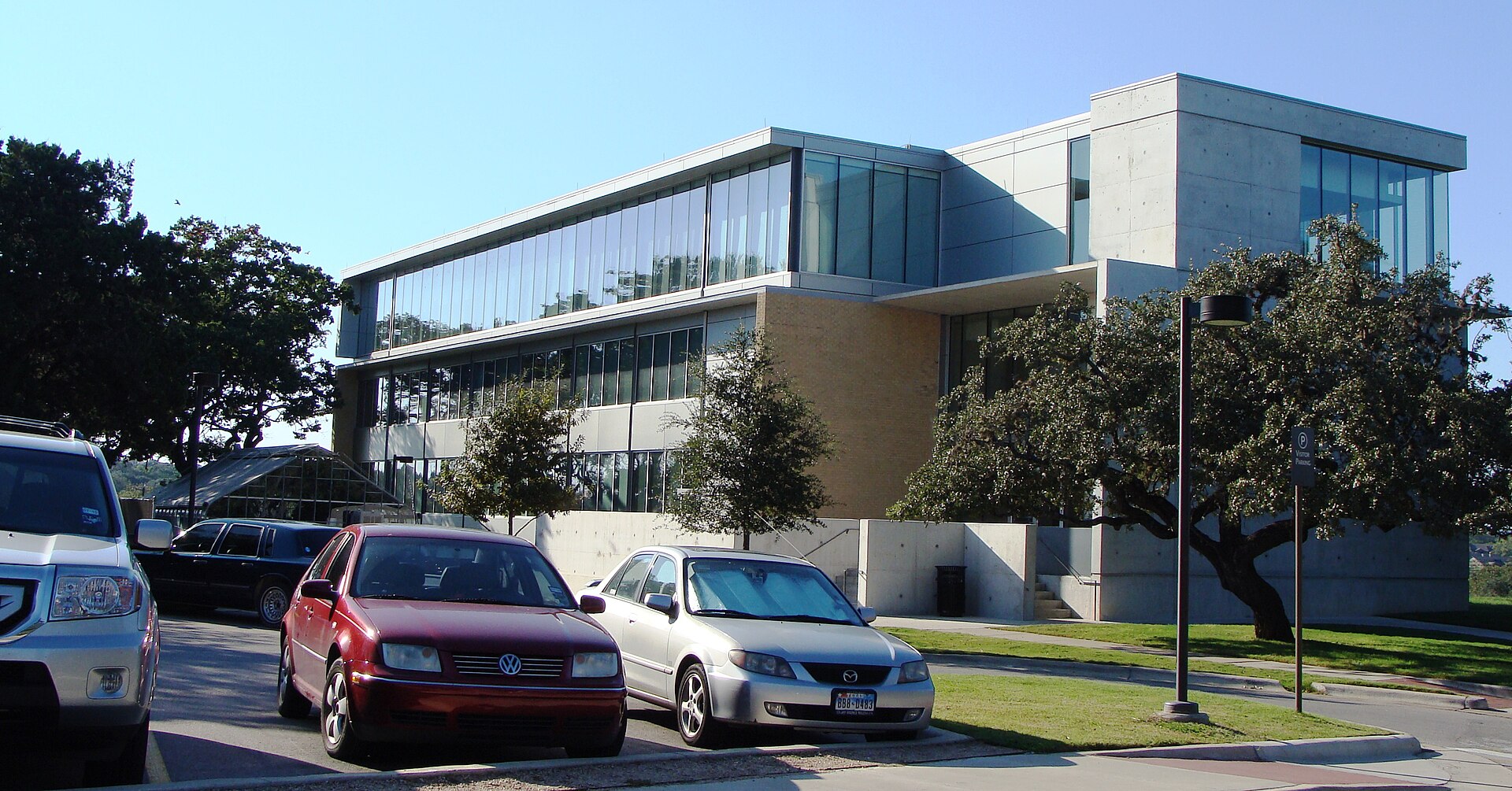 St. Edward's University