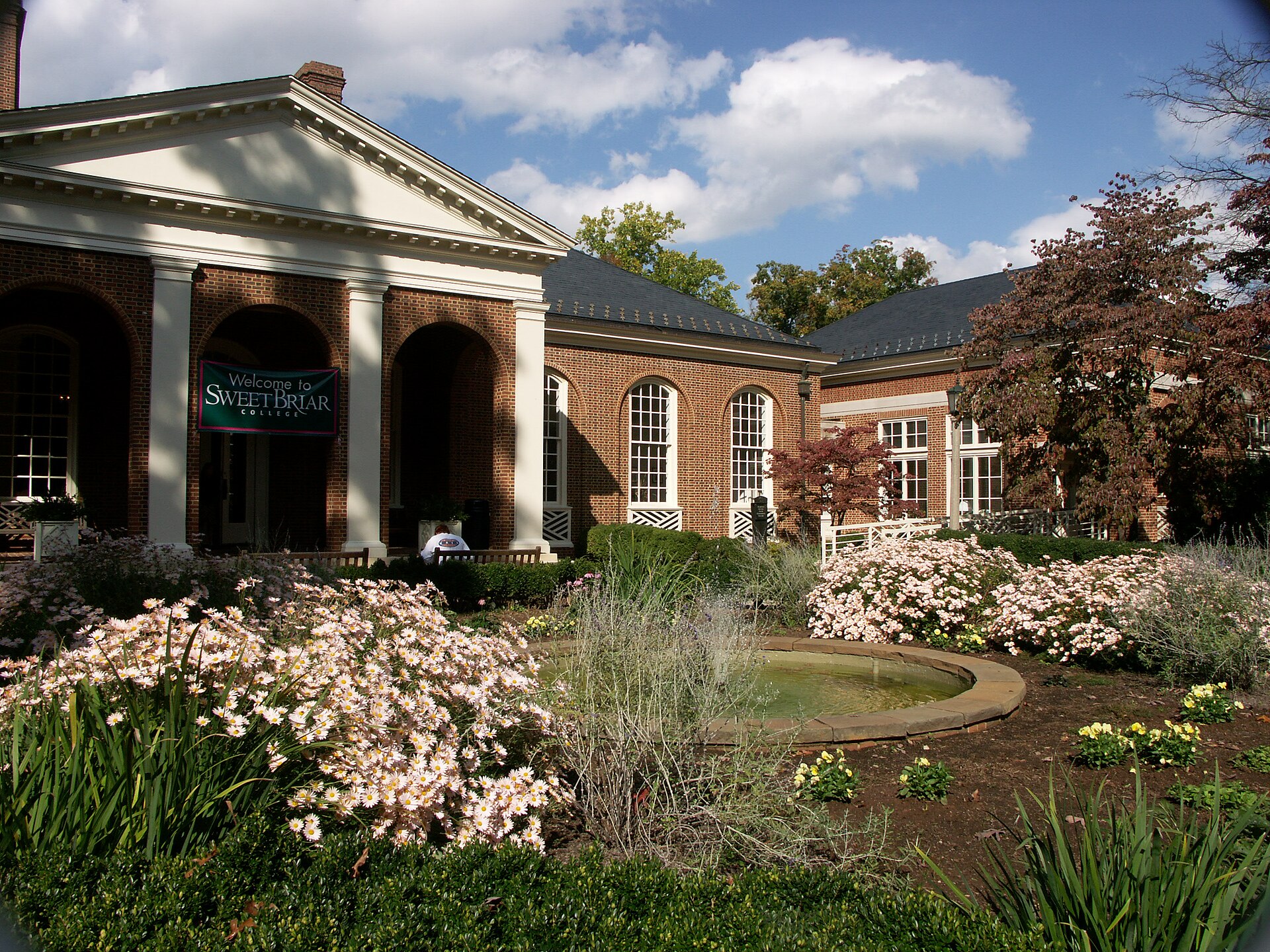 Sweet Briar College